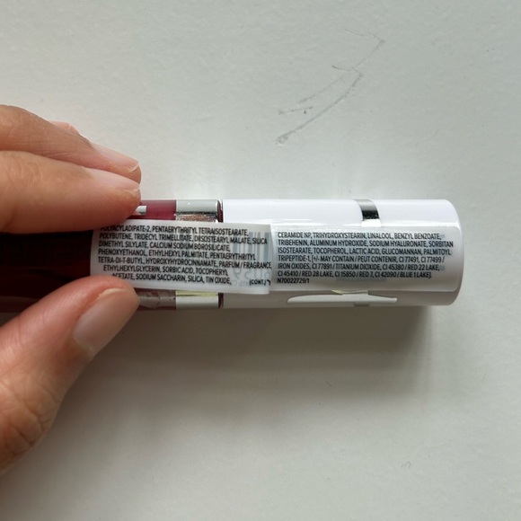 $4.99 SHIPPING! NWT iT Cosmetics Confidence in a Serum Gloss in Self Determined - Picture 5 of 7